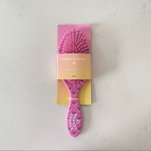 ON HAND Stoney Clover Lane x Target Heart Brush